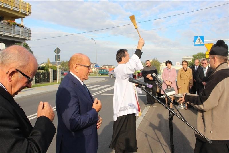 Poświęcenie ul. Wywrockiego